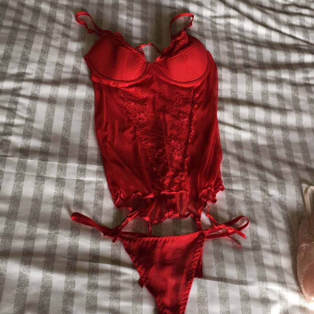 Soft fiery red Lingerie